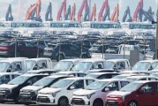 特朗普考慮對(duì)進(jìn)口汽車和零部件設(shè)置25%關(guān)稅豁免條款