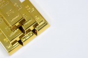 llg黃金的交易情況如何？交易過程中需要注意什么？